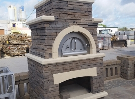 Outdoor Fireplace/Firepits