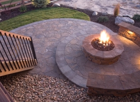 Outdoor Fireplace/Firepits