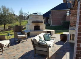 Outdoor Fireplace/Firepits