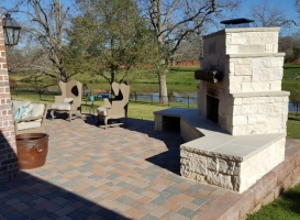 Outdoor Fireplace/Firepits