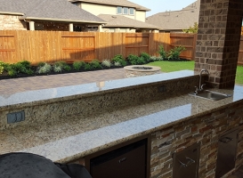 Outdoor Kitchen