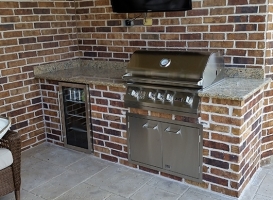 Outdoor Kitchen