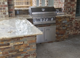 Outdoor Kitchen