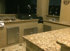 Outdoor Kitchen