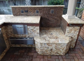 Outdoor Kitchen